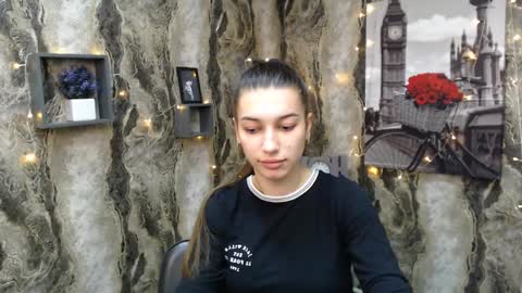 Snapshot of karolinamex_ chatting on December 30, 2024, 9:59 am Karolina online show from December 30, 2024, 9:59 am