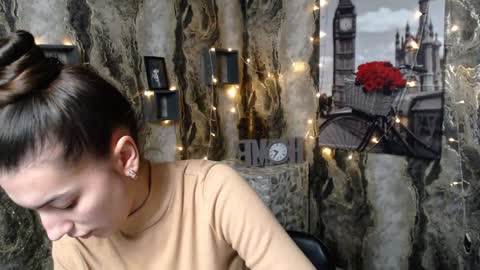Snapshot of karolinamex_ chatting on December 31, 2024, 6:59 am Karolina online show from December 31, 2024, 6:59 am