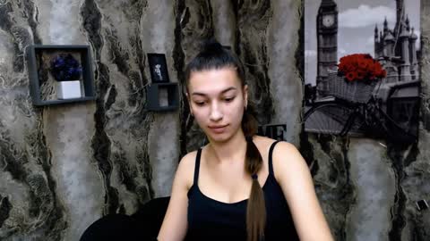 Snapshot of karolinamex_ chatting on January 12, 2025, 10:12 am Karolina online show from January 12, 2025, 10:12 am