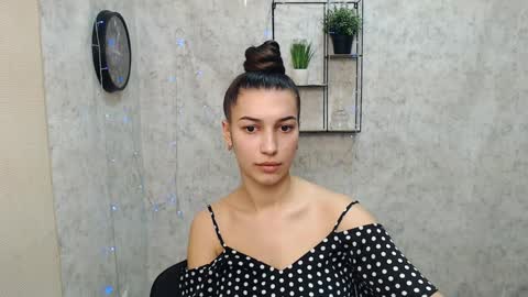 Snapshot of karolinamex_ chatting on January 14, 2025, 10:17 am Karolina online show from January 14, 2025, 10:17 am