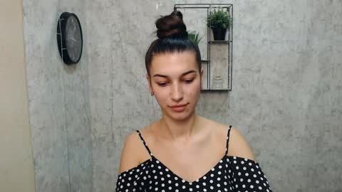 Snapshot of karolinamex_ chatting on January 14, 2025, 1:28 pm Karolina online show from January 14, 2025, 1:28 pm