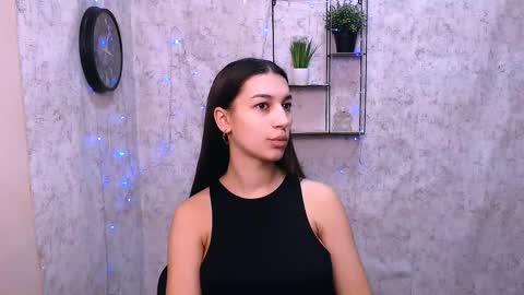 Snapshot of karolinamex_ chatting on January 20, 2025, 7:15 am Karolina online show from January 20, 2025, 7:15 am