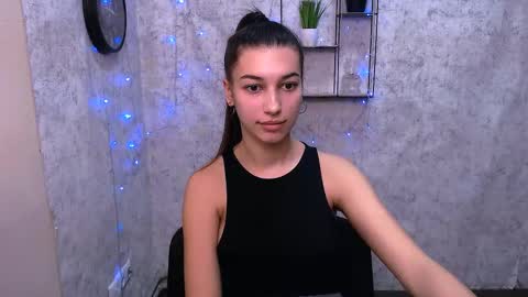 Snapshot of karolinamex_ chatting on January 20, 2025, 10:18 am Karolina online show from January 20, 2025, 10:18 am