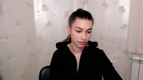 Snapshot of karolinamex_ chatting on February 4, 2025, 10:00 am Karolina online show from February 4, 2025, 10:00 am