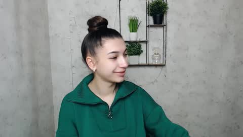 Snapshot of karolinamex_ chatting on March 8, 2025, 6:43 am Karolina online show from March 8, 2025, 6:43 am
