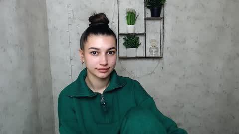 Snapshot of karolinamex_ chatting on March 8, 2025, 9:50 am Karolina online show from March 8, 2025, 9:50 am