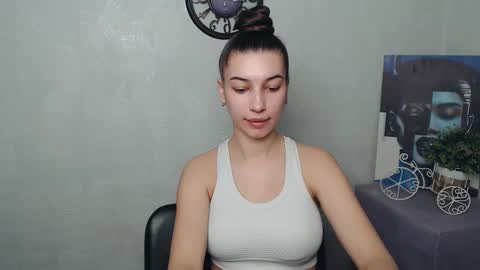 Snapshot of karolinamex_ chatting on March 12, 2025, 7:02 am Karolina online show from March 12, 2025, 7:02 am