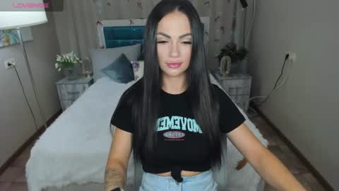 Karolina online show from July 26, 2026, 5:48 am