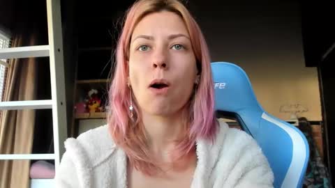 karoline121 online show from October 29, 2025, 9:11 am