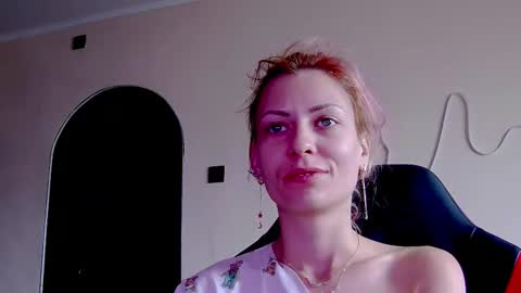 karoline121 online show from November 20, 2025, 9:20 am