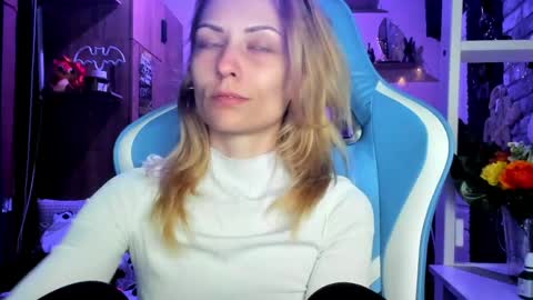 karoline121 online show from March 23, 2026, 5:28 pm