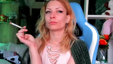 karoline121 online show from March 28, 2026, 4:45 am