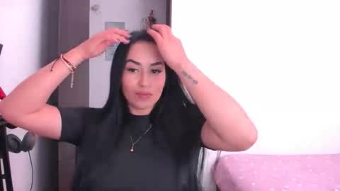 Karoline online show from February 4, 2026, 2:23 pm