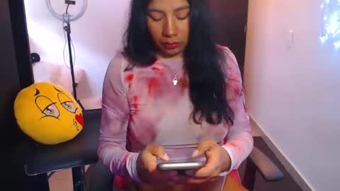 karolinecute online show from March 11, 2025, 9:48 pm