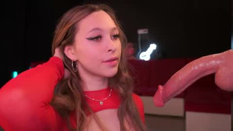 Snapshot of karolinedeep_love chatting on March 2, 2026, 8:37 pm Caroline online show from March 2, 2026, 8:37 pm