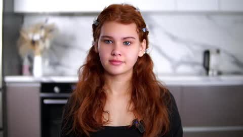 lina online show from November 20, 2025, 12:16 pm