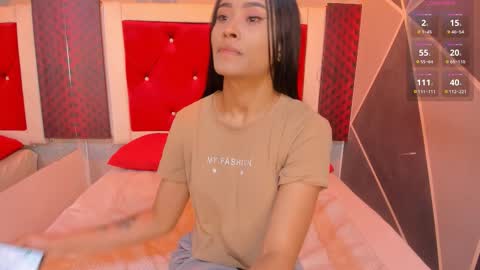 Snapshot of karoll014 chatting on October 28, 2025, 11:58 am Karol online show from October 28, 2025, 11:58 am