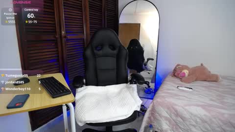 karol online show from January 11, 2025, 9:04 pm