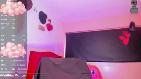 Snapshot of karoll_scoott chatting on November 6, 2025, 11:44 am karol online show from November 6, 2025, 11:44 am