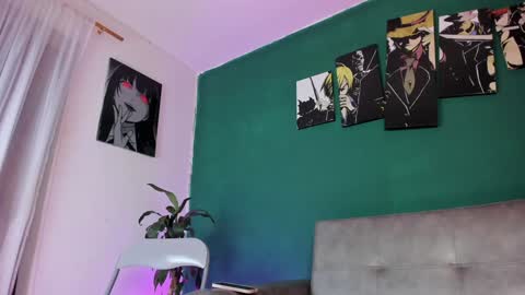 KarolSweet online show from December 13, 2024, 2:38 pm