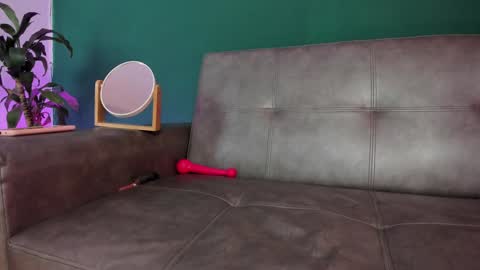 KarolSweet online show from December 27, 2024, 6:20 pm