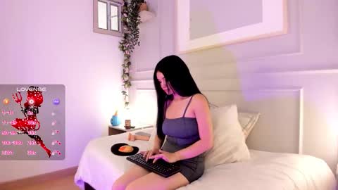 Kary  online show from November 3, 2025, 7:48 pm