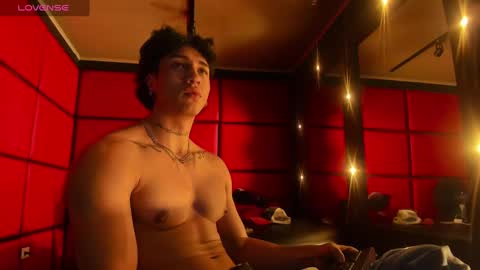 ---Kary--- online show from March 8, 2025, 4:23 am