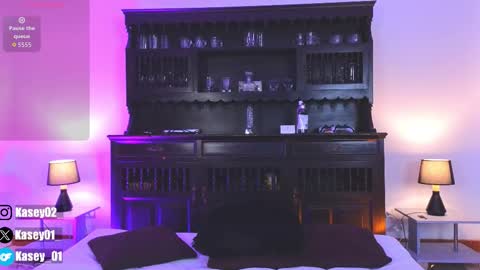 kasey online show from February 17, 2026, 8:04 pm