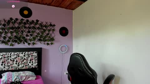Snapshot of kassandra_james chatting on January 15, 2025, 9:20 pm kassandra james online show from January 15, 2025, 9:20 pm