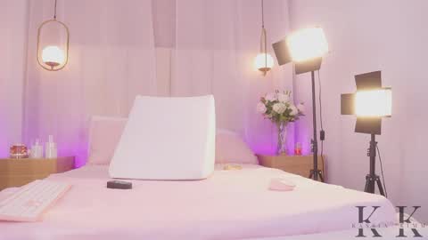 Kassia online show from April 8, 2026, 6:02 am