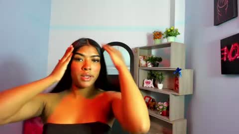 Snapshot of kassy_stone chatting on July 7, 2026, 4:04 am kassy Stone online show from July 7, 2026, 4:04 am