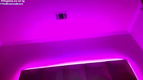 BriannaBrave online show from March 16, 2026, 4:40 am