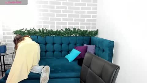 Snapshot of kat__cat chatting on January 6, 2026, 1:31 am kat__cat online show from January 6, 2026, 1:31 am