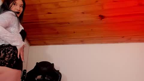 Alicia online show from October 20, 2025, 6:19 pm