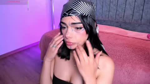 Snapshot of kat_blake chatting on October 9, 2025, 6:11 am kat_blake online show from October 9, 2025, 6:11 am
