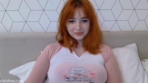 Snapshot of kat_here chatting on December 14, 2024, 6:52 pm Katya online show from December 14, 2024, 6:52 pm