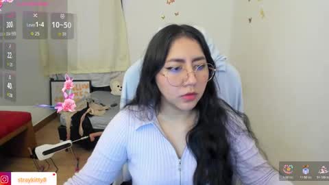 Snapshot of kat_ly_chan chatting on November 7, 2025, 2:28 pm Kat online show from November 7, 2025, 2:28 pm