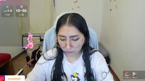 Snapshot of kat_ly_chan chatting on November 9, 2025, 4:49 pm Kat online show from November 9, 2025, 4:49 pm