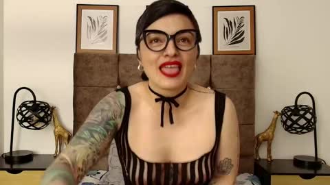 kat paradisse online show from October 14, 2025, 9:04 pm