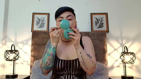 Snapshot of kat_paradisse chatting on February 4, 2026, 1:50 pm kat paradisse online show from February 4, 2026, 1:50 pm