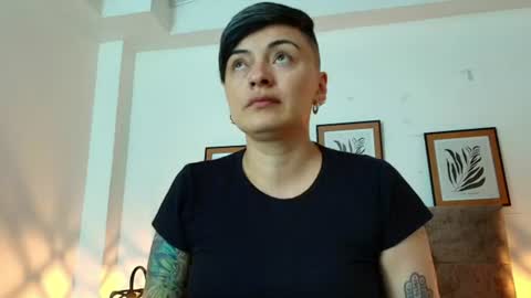 kat paradisse online show from June 24, 2026, 11:53 am