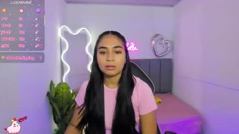 kataa_tay online show from December 5, 2025, 11:41 am