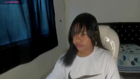 Snapshot of katalella_ds chatting on December 19, 2025, 9:44 pm kata online show from December 19, 2025, 9:44 pm