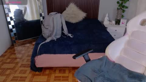 kate online show from October 16, 2025, 7:26 pm