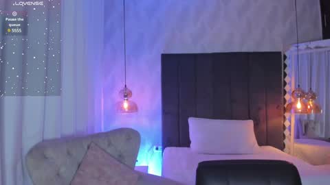 Kat online show from January 7, 2025, 11:58 am