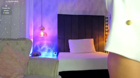 Kat online show from January 11, 2025, 11:56 am