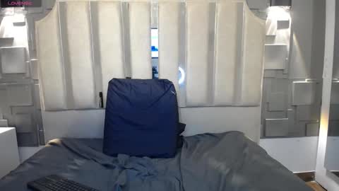 Katalina online show from March 10, 2026, 5:07 pm