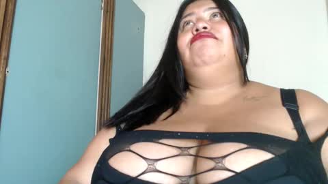 Snapshot of katalina_gomez6921 chatting on February 11, 2026, 5:45 am Kata online show from February 11, 2026, 5:45 am