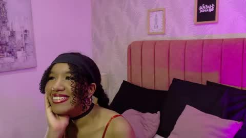 Snapshot of katalina_guzman__ chatting on May 5, 2026, 9:23 pm Katalina Guzman online show from May 5, 2026, 9:23 pm