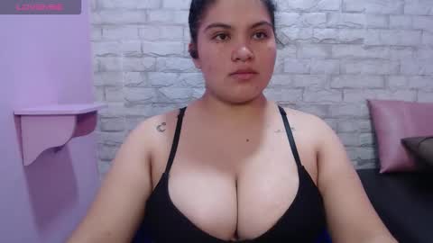 Snapshot of katalina_santana25 chatting on March 21, 2026, 7:06 pm katalina santana25 online show from March 21, 2026, 7:06 pm